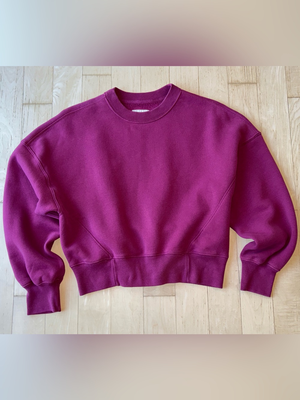 Abercrombie & Fitch “Soft AF Collection” Cropped Sweatshirt in Burgundy Size XS - Picture 3 of 16